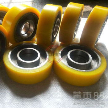 【聚氨酯包膠輪耐磨鋁芯掛膠包膠型號全傳送掛膠輪包膠輪翻新】-